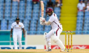 Amir Jangoo bats