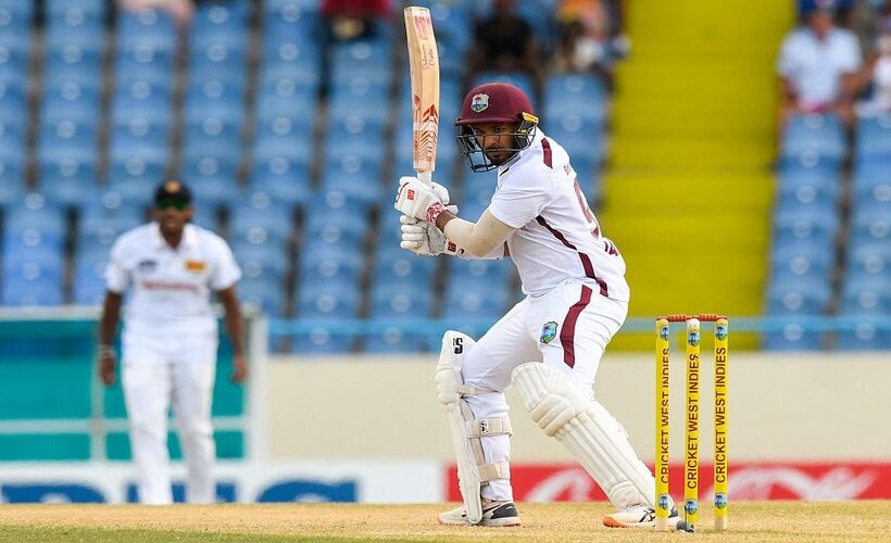 Amir Jangoo bats