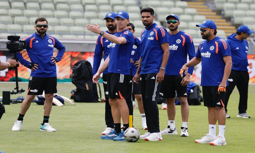 India warm up