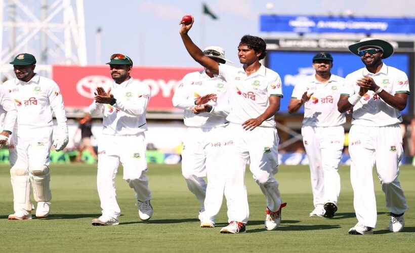 Bangaldesh celebrate win