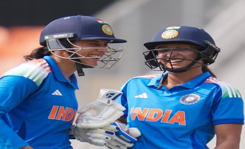 Smriti Mandhana and Harmanpreet Kaur